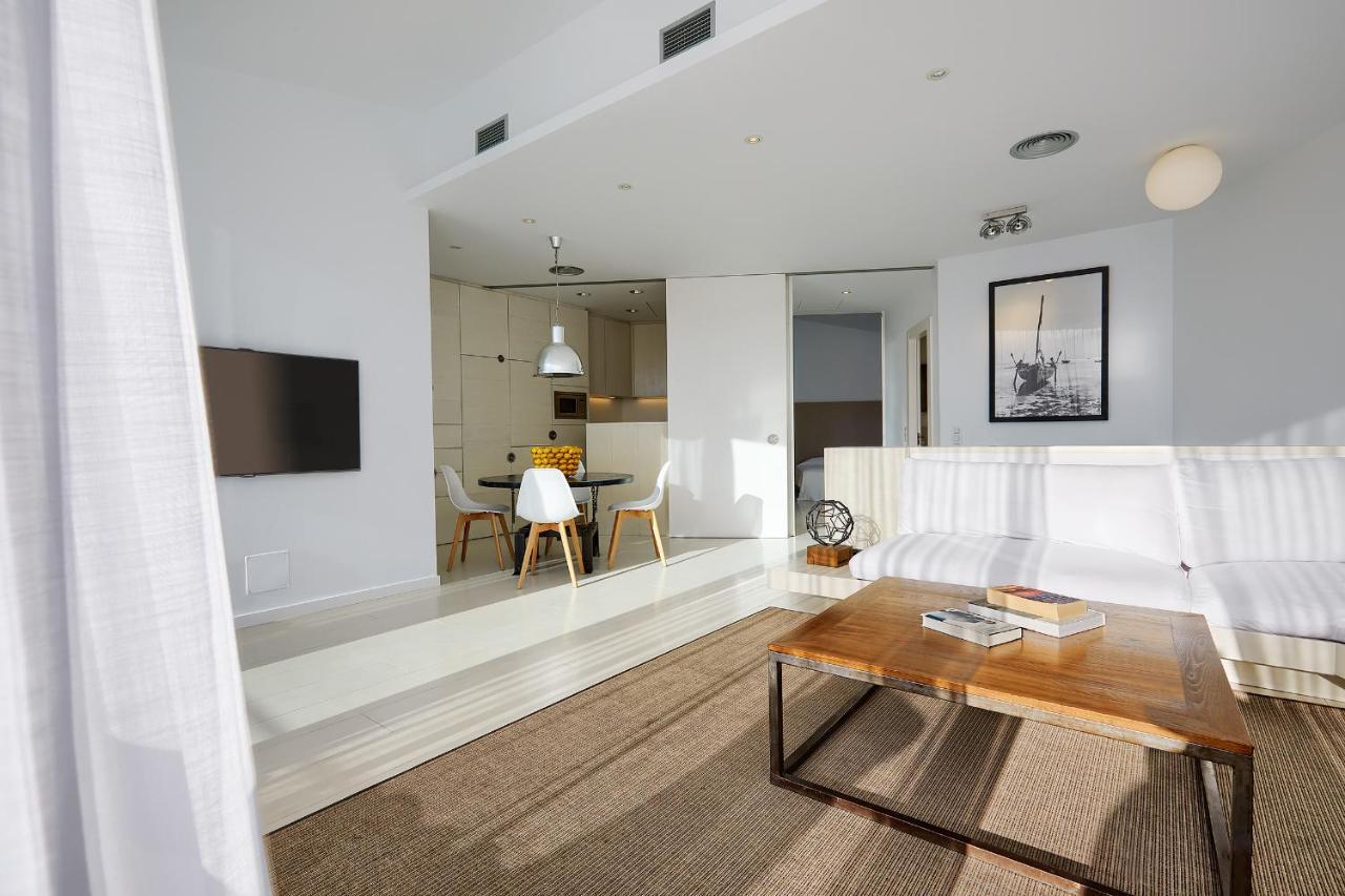 Canvas Apartments&Lofts Кадакес Екстериор снимка