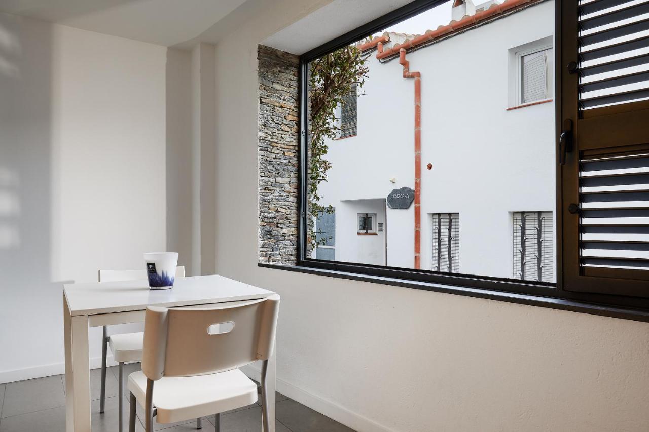 Canvas Apartments&Lofts Кадакес Екстериор снимка