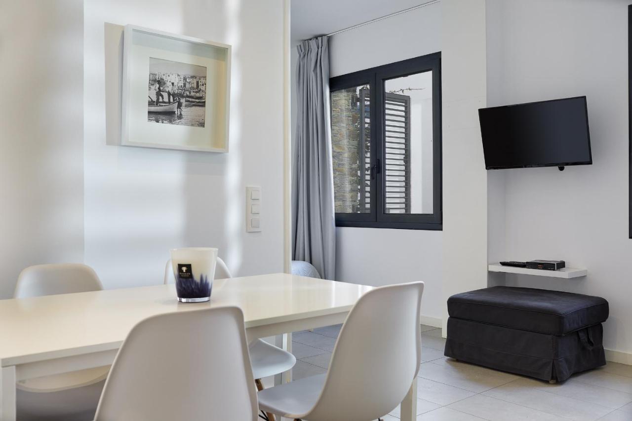 Canvas Apartments&Lofts Кадакес Екстериор снимка